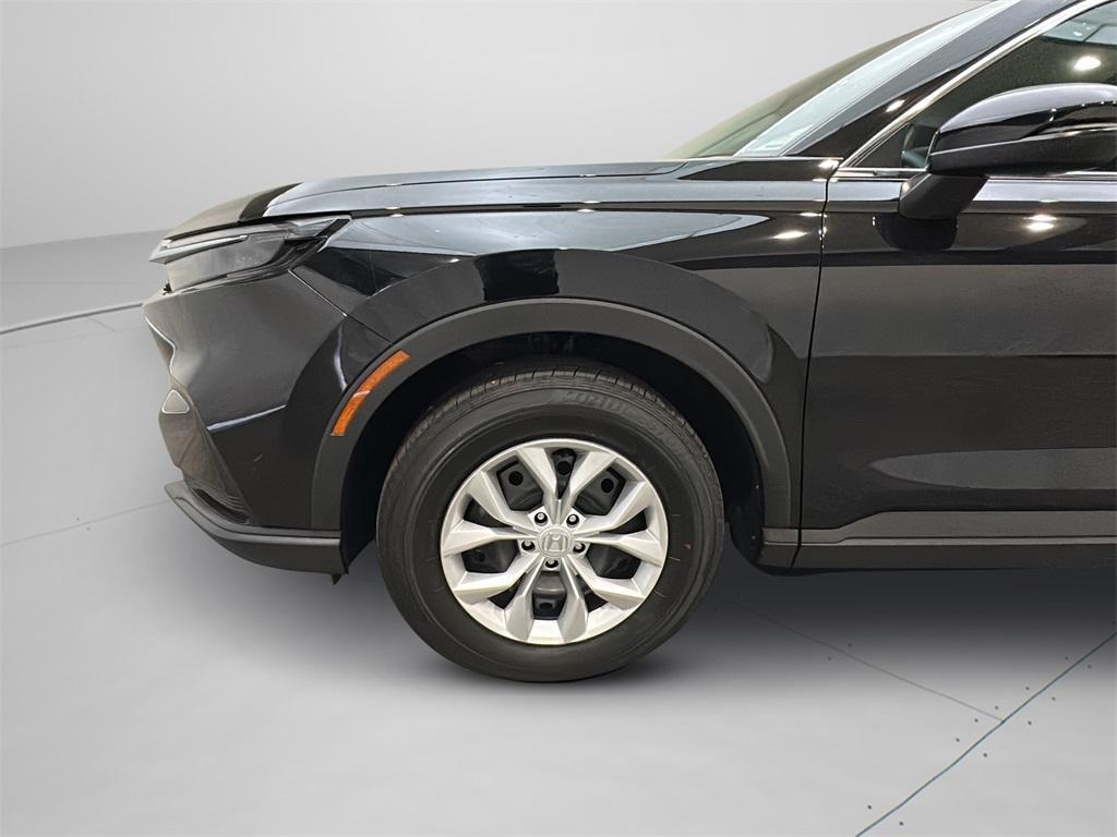 used 2025 Honda CR-V car, priced at $30,000