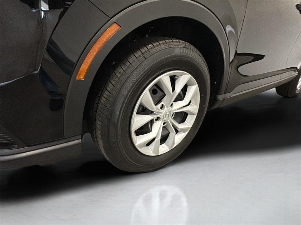 used 2025 Honda CR-V car, priced at $30,000