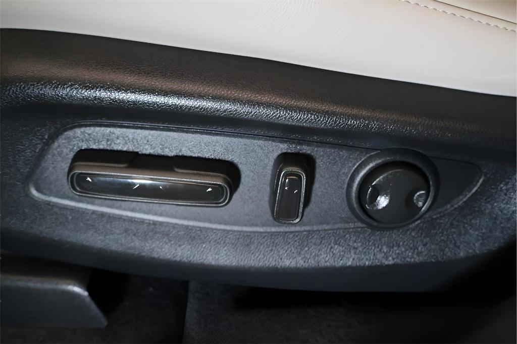 used 2023 Honda CR-V car, priced at $35,500