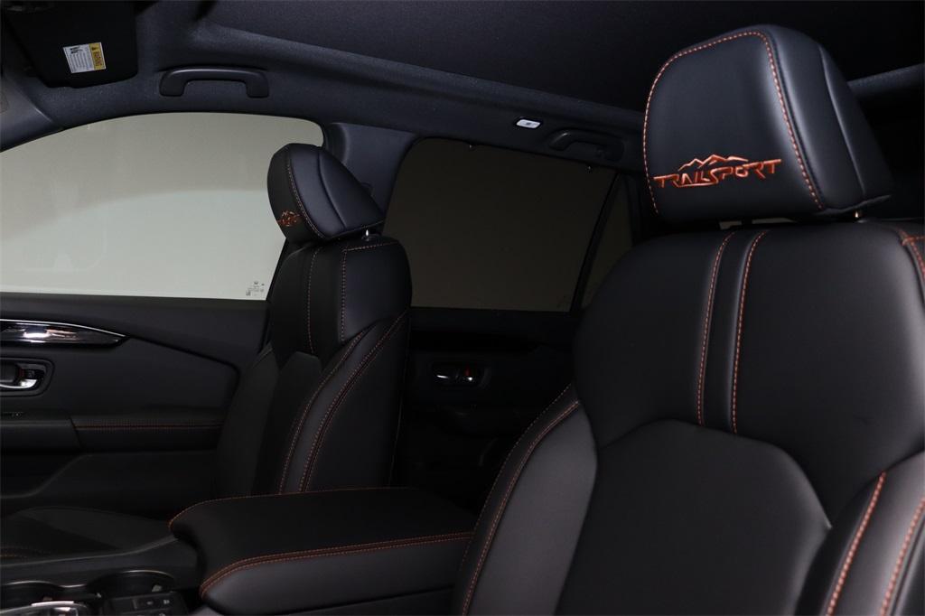 new 2025 Honda Pilot car, priced at $49,885