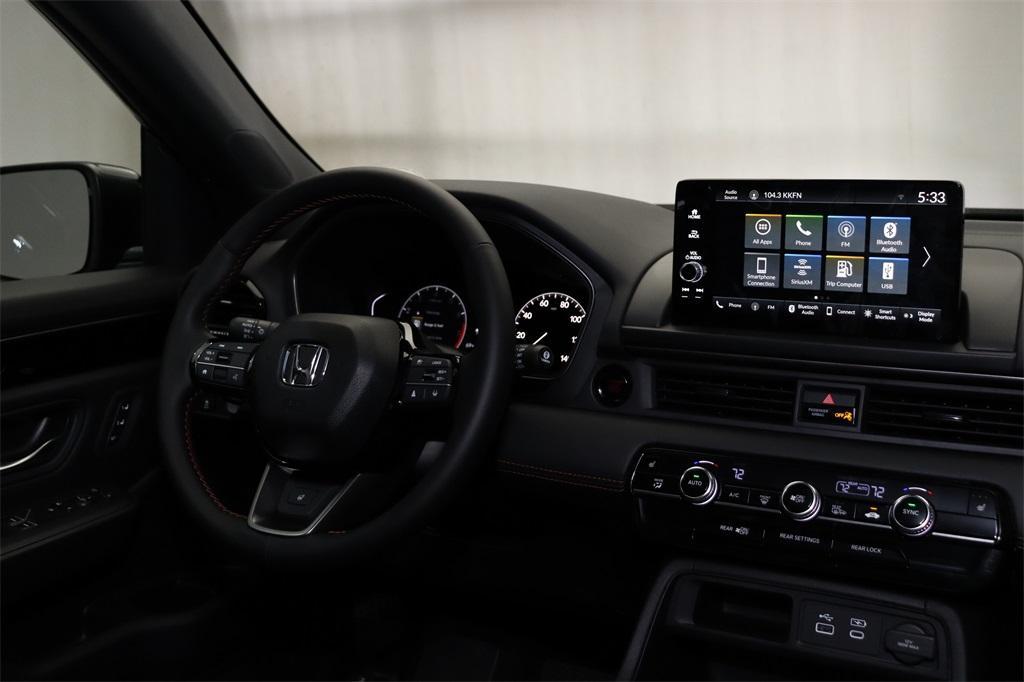 new 2025 Honda Pilot car, priced at $49,885