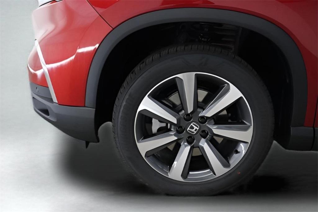 new 2025 Honda Pilot car, priced at $52,002