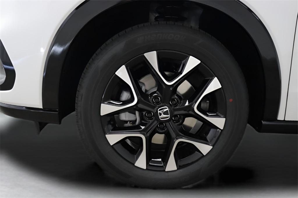 new 2026 Honda HR-V car, priced at $32,251