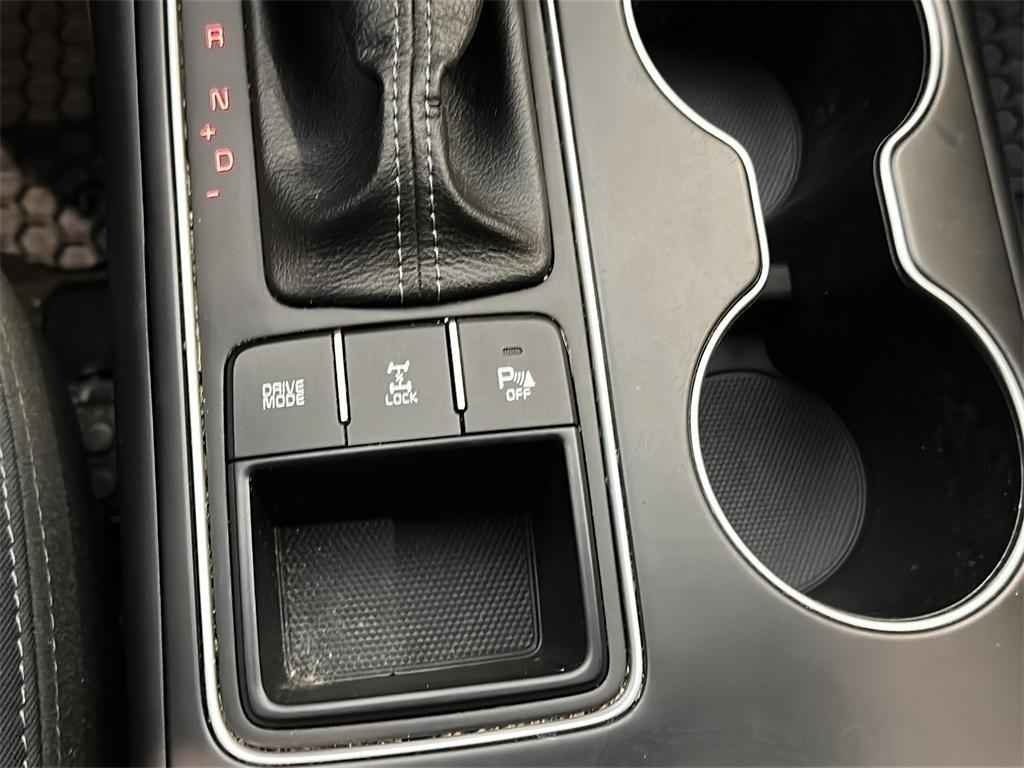 used 2020 Kia Sorento car, priced at $16,500