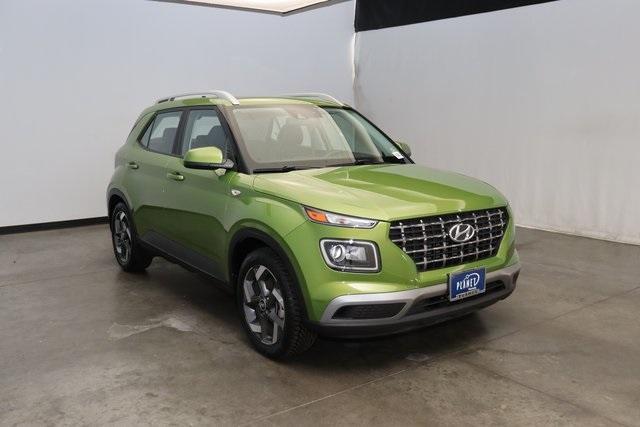 used 2022 Hyundai Venue car, priced at $17,800