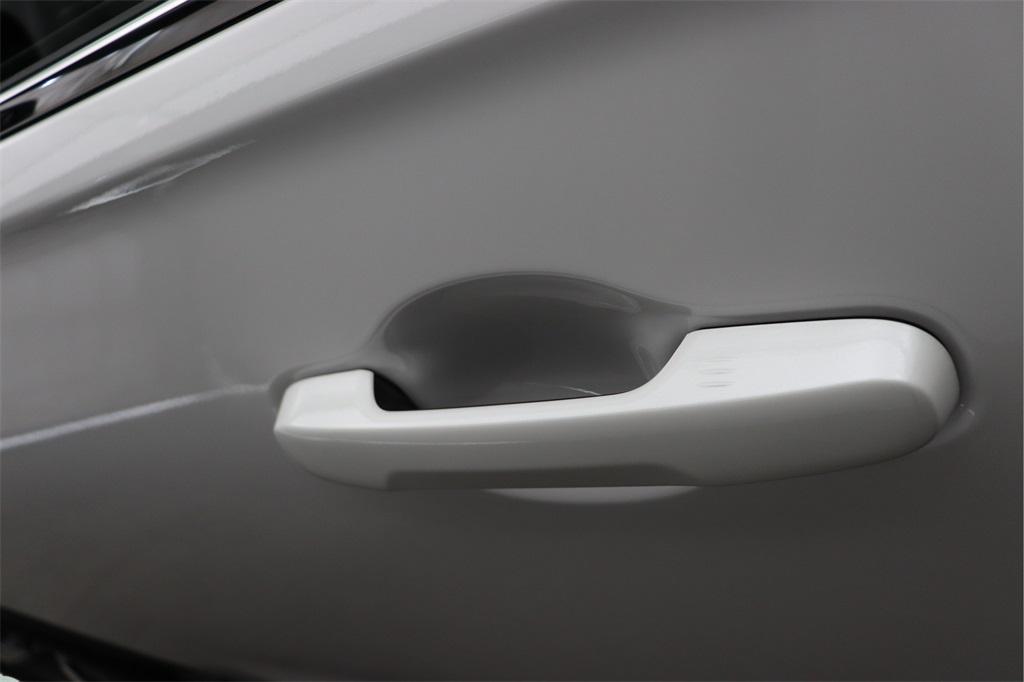 new 2025 Honda Pilot car, priced at $50,300