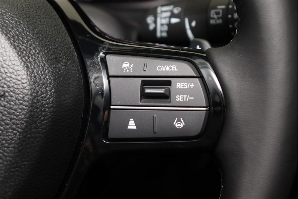 new 2025 Honda Pilot car, priced at $50,300