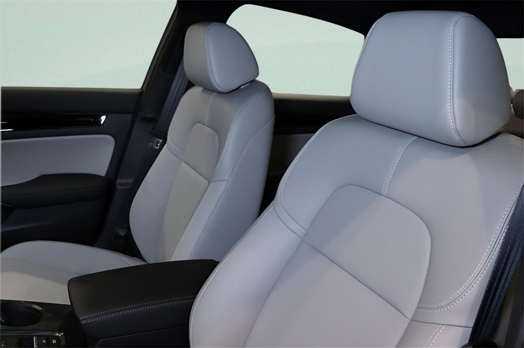 new 2025 Honda Civic Hybrid car, priced at $33,555