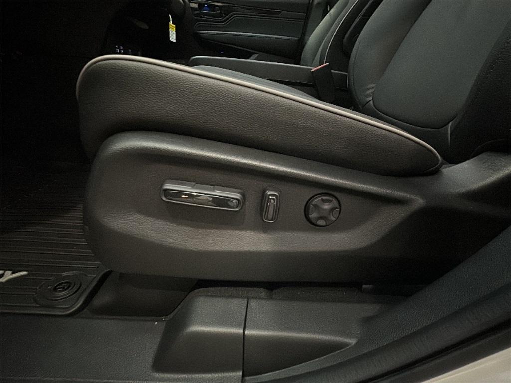 new 2026 Honda Odyssey car, priced at $46,153