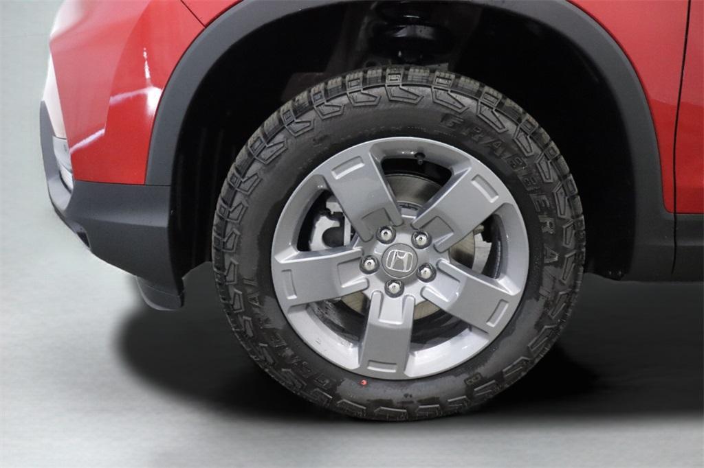 new 2025 Honda Ridgeline car, priced at $46,332
