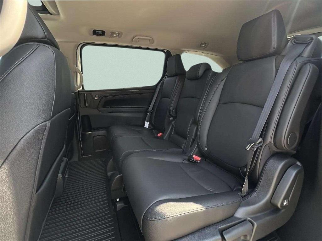 new 2026 Honda Odyssey car, priced at $43,084