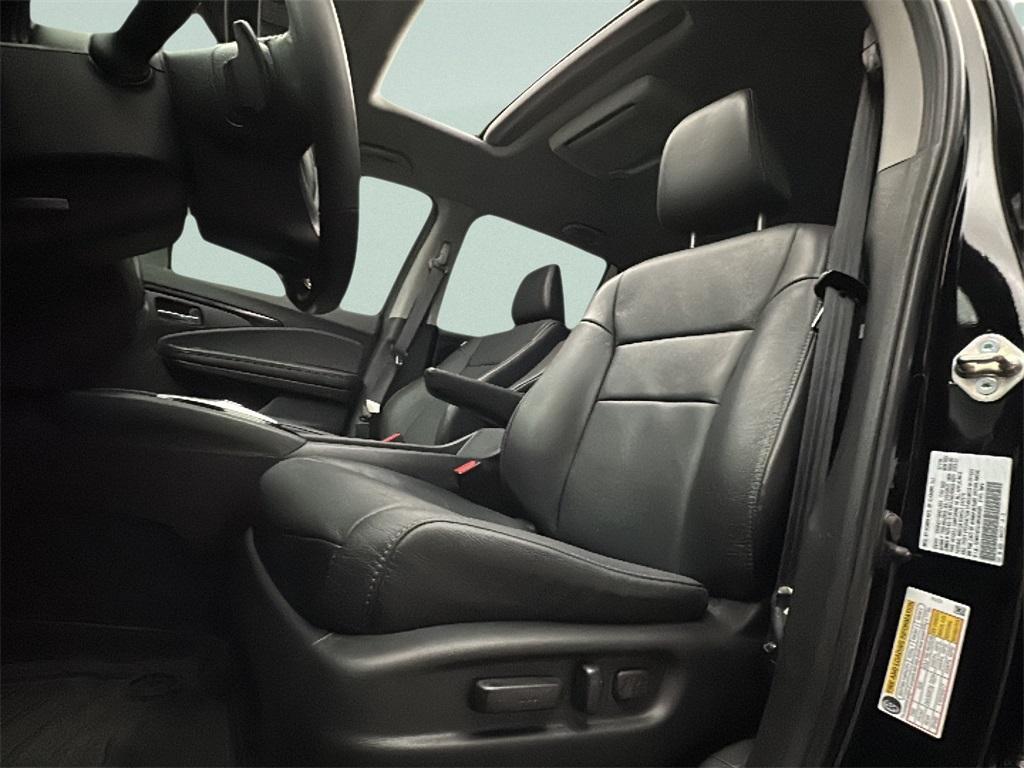 used 2021 Honda Pilot car, priced at $32,500