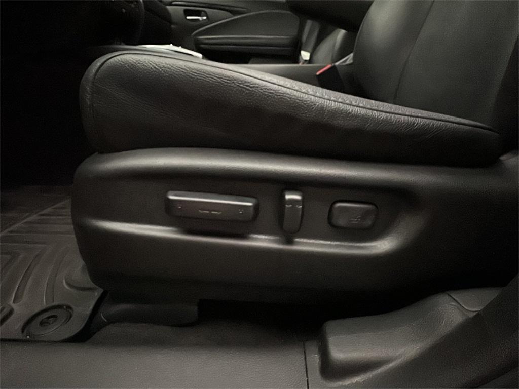 used 2021 Honda Pilot car, priced at $32,500