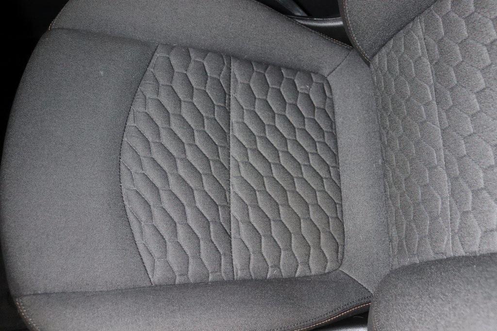 used 2021 Chevrolet Equinox car, priced at $19,000