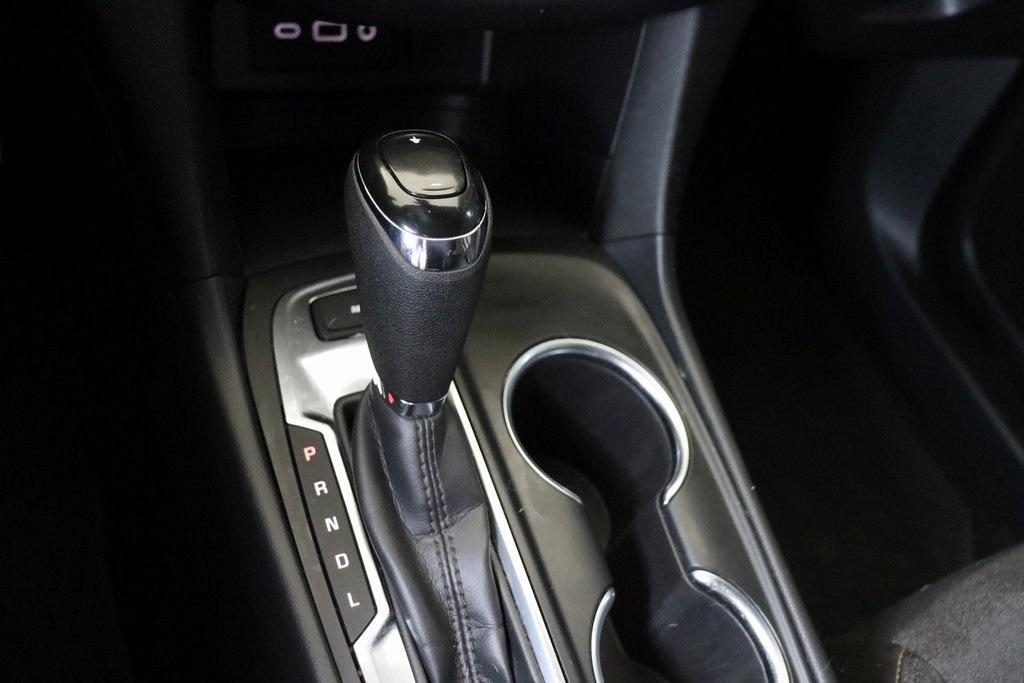 used 2021 Chevrolet Equinox car, priced at $19,000