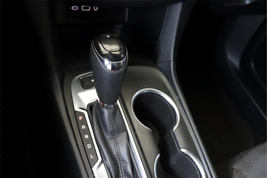 used 2021 Chevrolet Equinox car, priced at $17,700