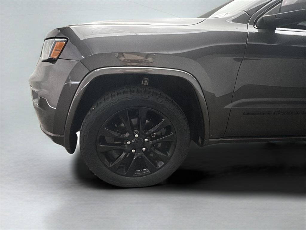 used 2018 Jeep Grand Cherokee car, priced at $17,600