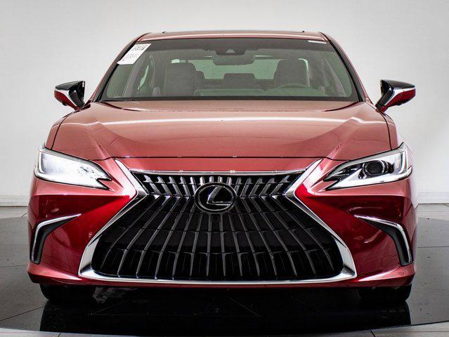new 2025 Lexus ES 300h car, priced at $51,398