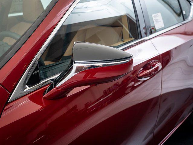 new 2025 Lexus ES 300h car, priced at $51,398