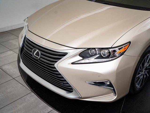 used 2018 Lexus ES 350 car, priced at $22,698