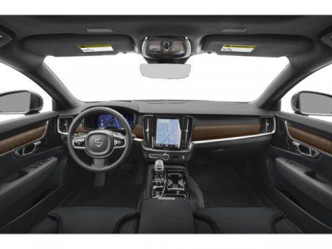 used 2024 Volvo S90 Recharge Plug-In Hybrid car