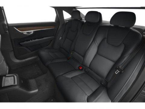 used 2024 Volvo S90 Recharge Plug-In Hybrid car