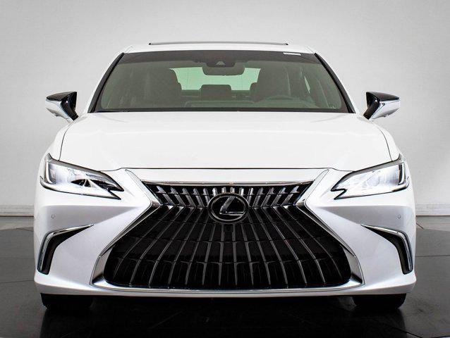 new 2025 Lexus ES 300h car, priced at $52,398