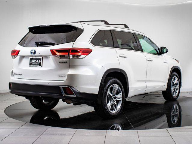 used 2019 Toyota Highlander Hybrid car, priced at $32,298
