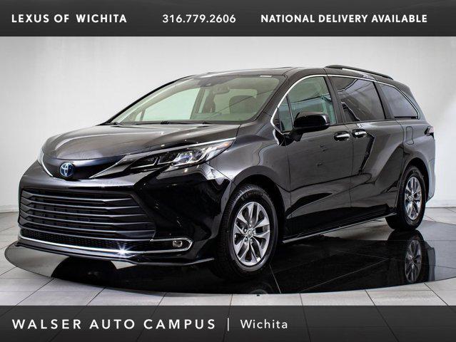 used 2022 Toyota Sienna car, priced at $37,998