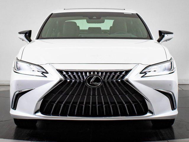 new 2025 Lexus ES 300h car, priced at $54,698