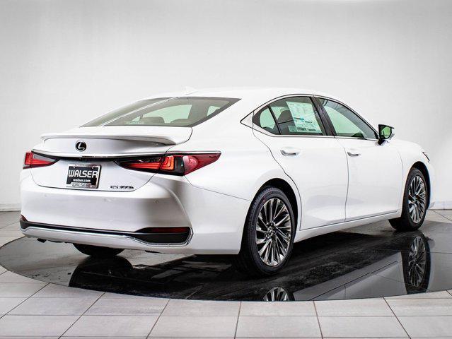 new 2025 Lexus ES 300h car, priced at $54,698