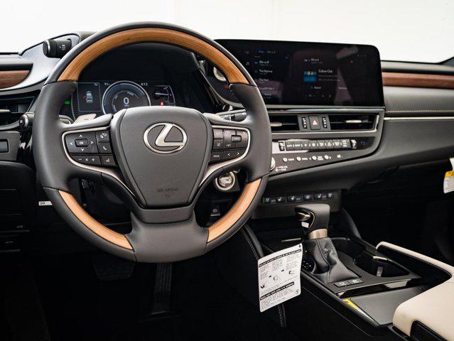 new 2025 Lexus ES 300h car, priced at $54,498