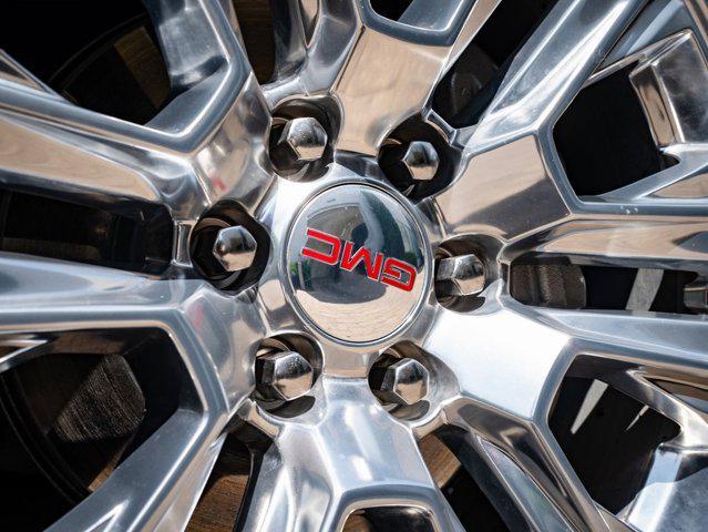 used 2024 GMC Yukon car, priced at $77,698