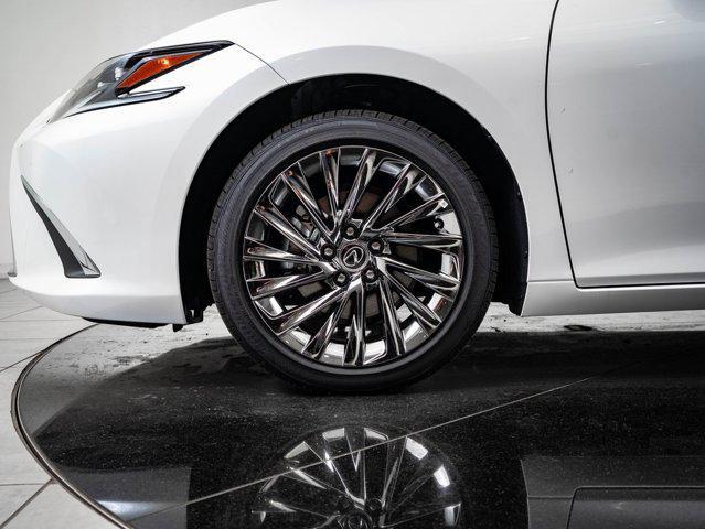 new 2025 Lexus ES 350 car, priced at $54,998