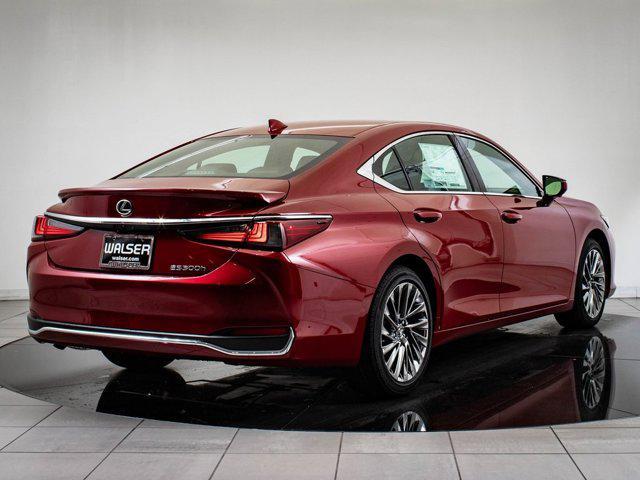 new 2025 Lexus ES 300h car, priced at $53,298