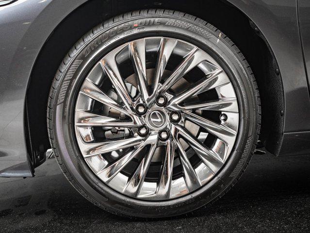 new 2025 Lexus ES 350 car, priced at $56,450