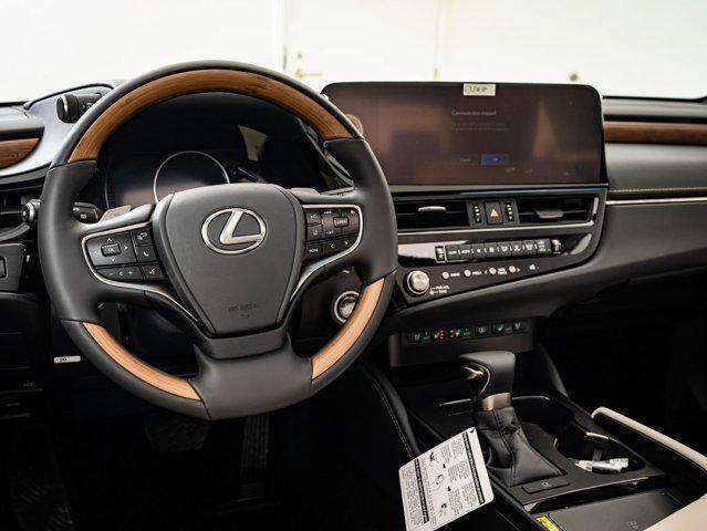 new 2025 Lexus ES 350 car, priced at $54,398