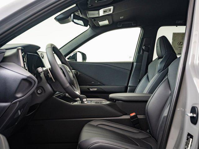 new 2025 Lexus TX 500h car, priced at $73,298