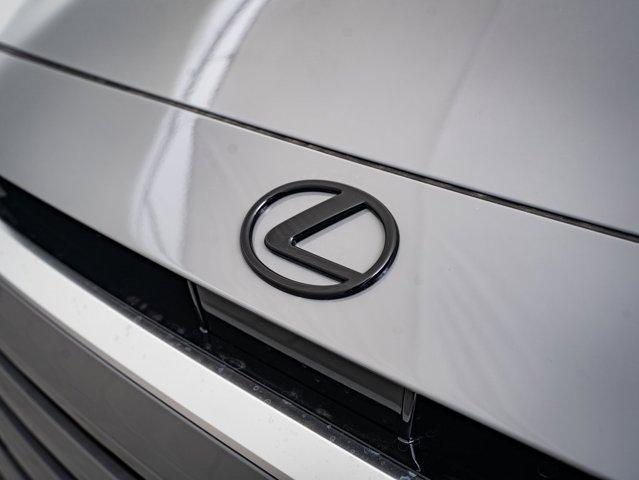new 2025 Lexus TX 500h car, priced at $73,298