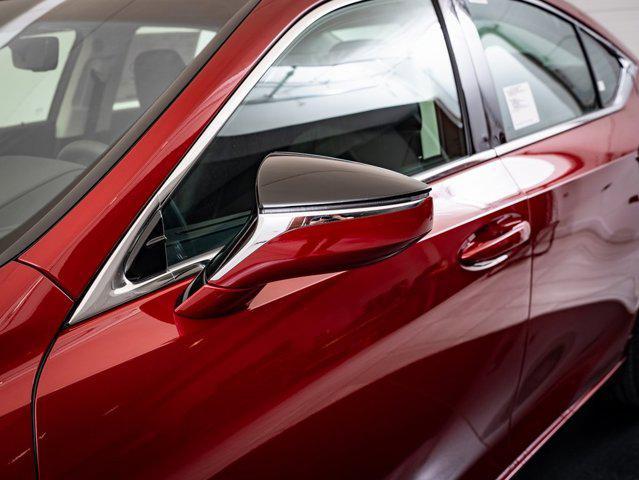 new 2025 Lexus ES 300h car, priced at $48,998