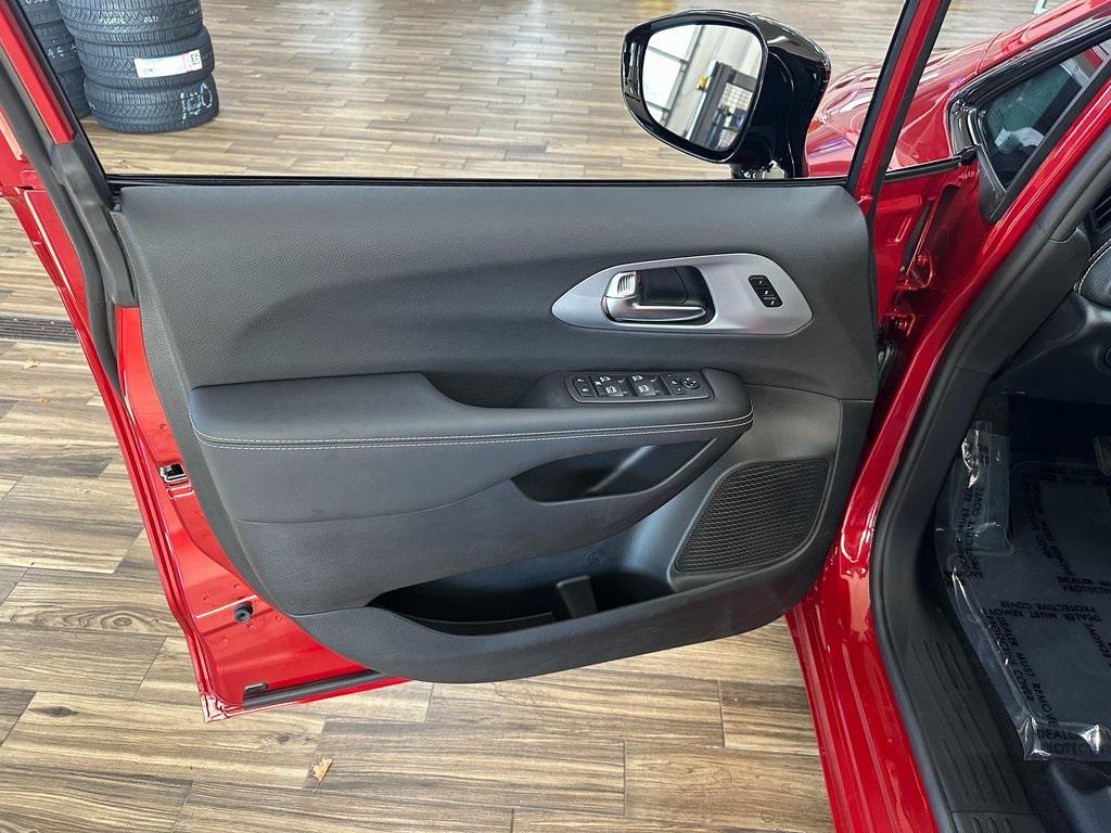 new 2026 Chrysler Pacifica car, priced at $54,155