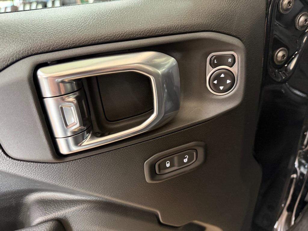 new 2026 Jeep Wrangler car, priced at $46,400