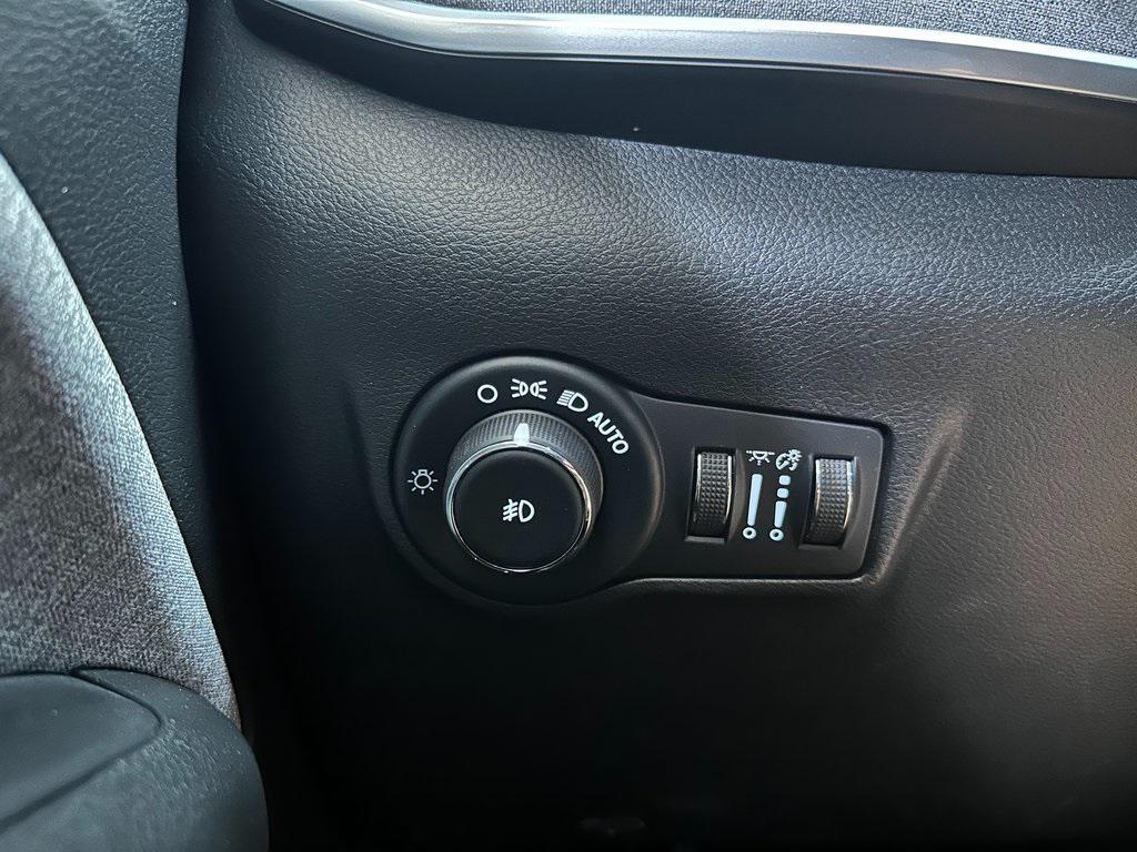 used 2022 Jeep Compass car, priced at $20,688