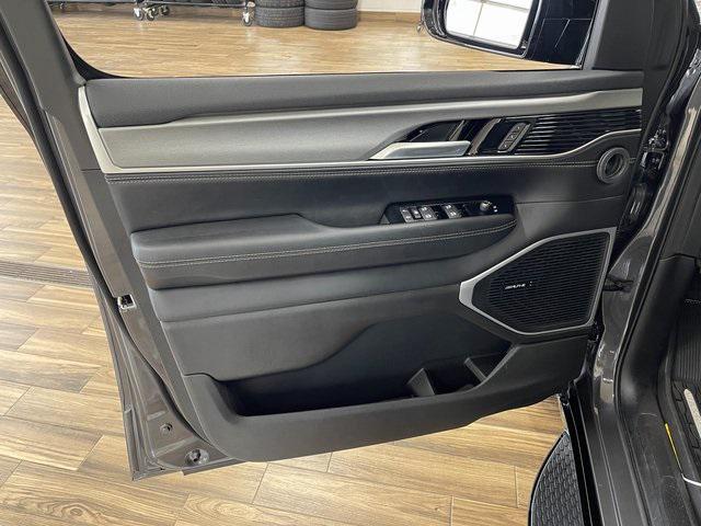 new 2025 Jeep Wagoneer car, priced at $73,725