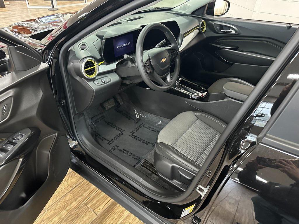 used 2024 Chevrolet Trax car, priced at $21,447