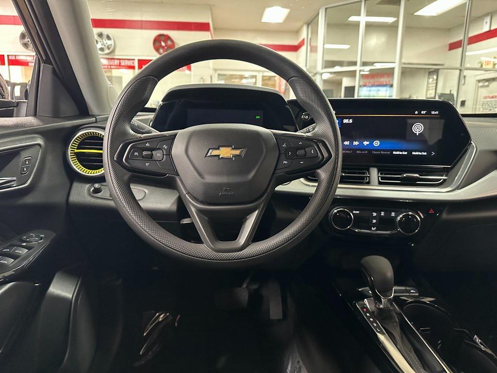 used 2024 Chevrolet Trax car, priced at $21,447