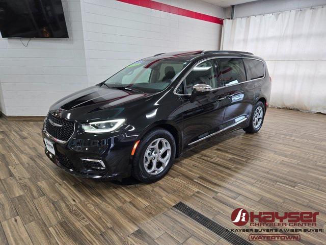 used 2022 Chrysler Pacifica car, priced at $30,000