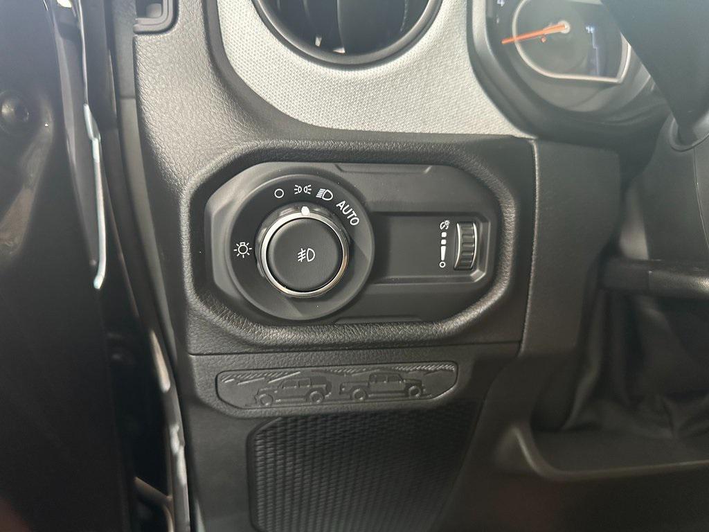 new 2025 Jeep Wrangler car, priced at $48,300