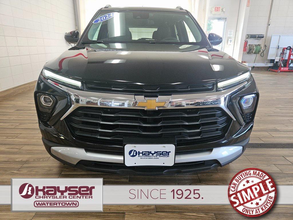 used 2024 Chevrolet TrailBlazer car, priced at $23,046