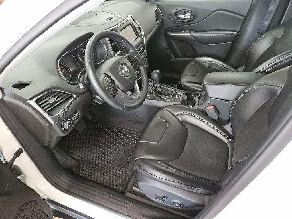 used 2019 Jeep Cherokee car, priced at $15,074